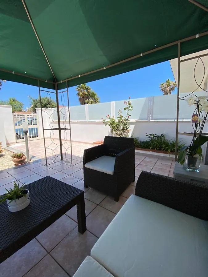 Beach House Casuzze Villa Villaggio Azzurro Casa vacanze
