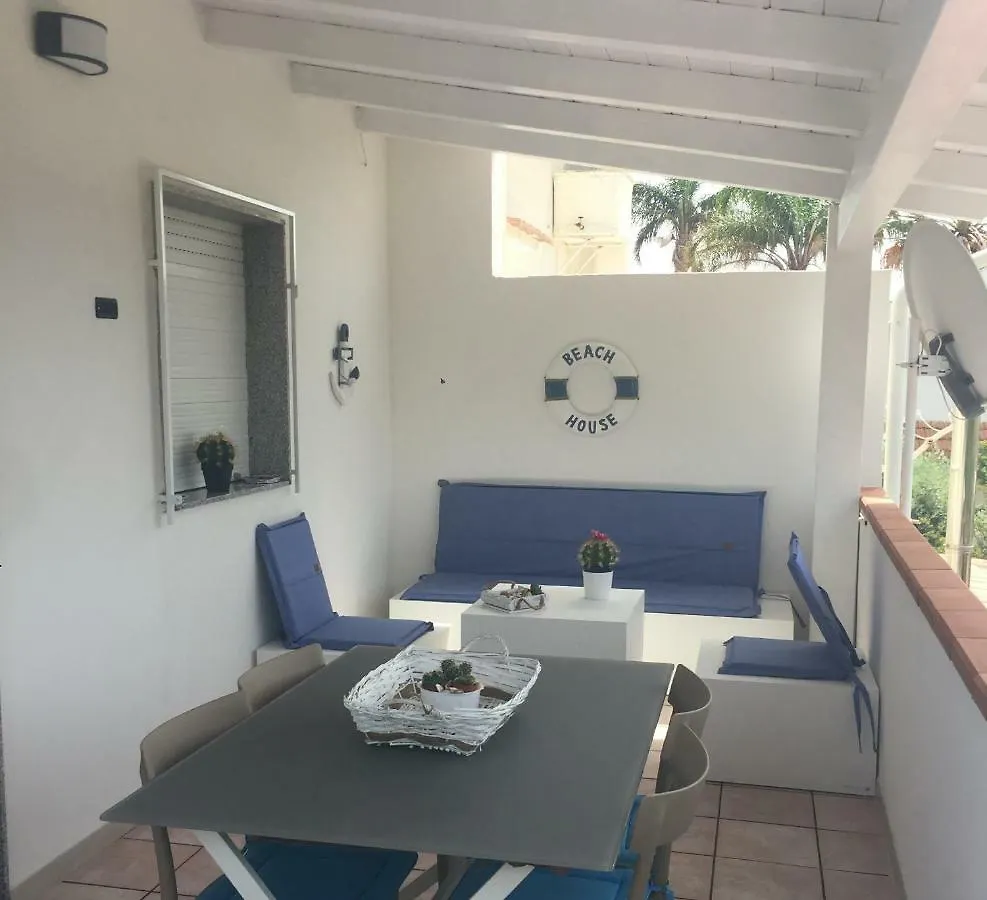 Beach House Casuzze Villa Villaggio Azzurro