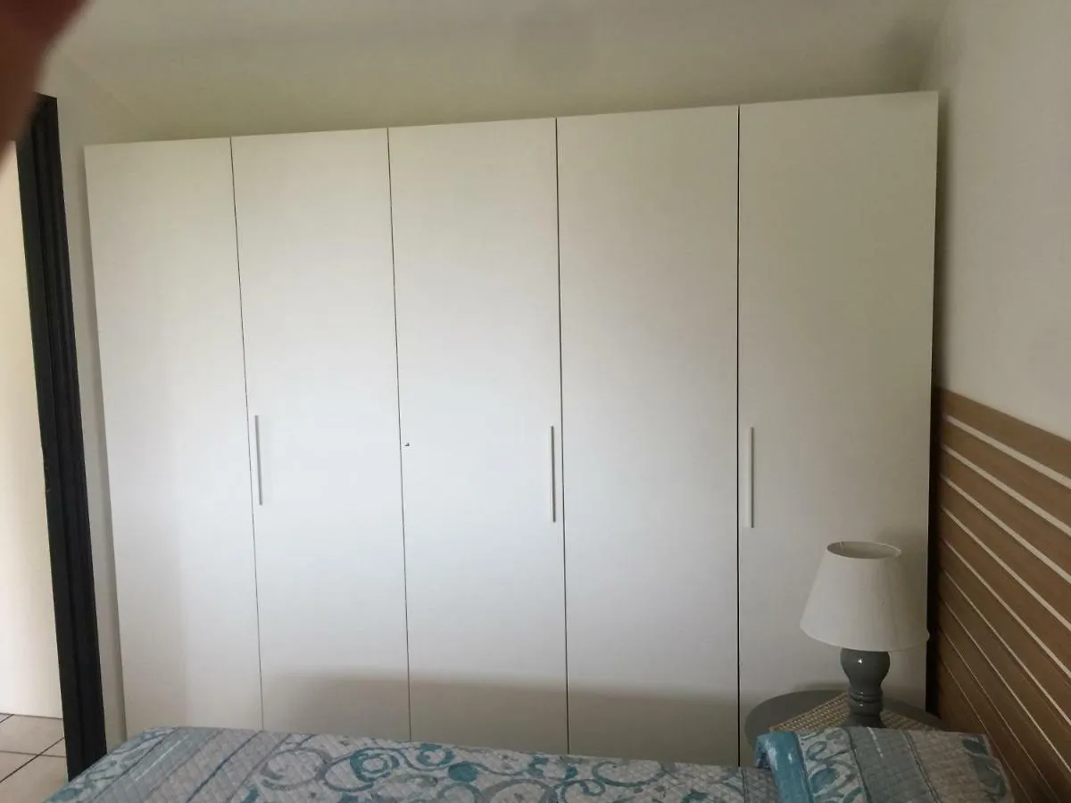 فيلا Beach House Casuzze Villaggio Azzurro بيت للعطل